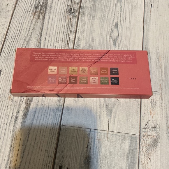 Mally Beauty Best dressed kids eyeshadow palette - Picture 2 of 4